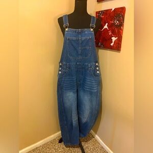 Sixty Thirty Vintage Blue Denim Overalls, Barrel Leg, size Large